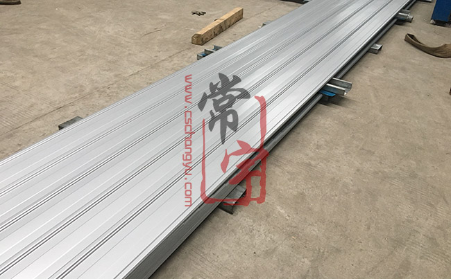 900銀灰大小邊單瓦_(dá)彩鋼瓦_(dá)彩鋼屋面板