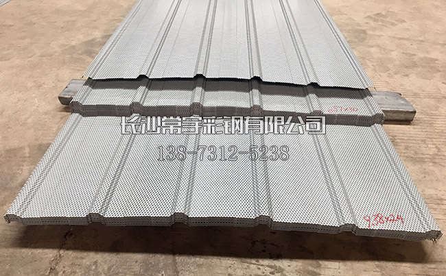 900型反壓穿孔彩鋼瓦